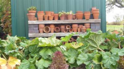 Garden pot feature at Church House Farm
